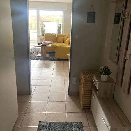- Monteurwohnung Bueren *